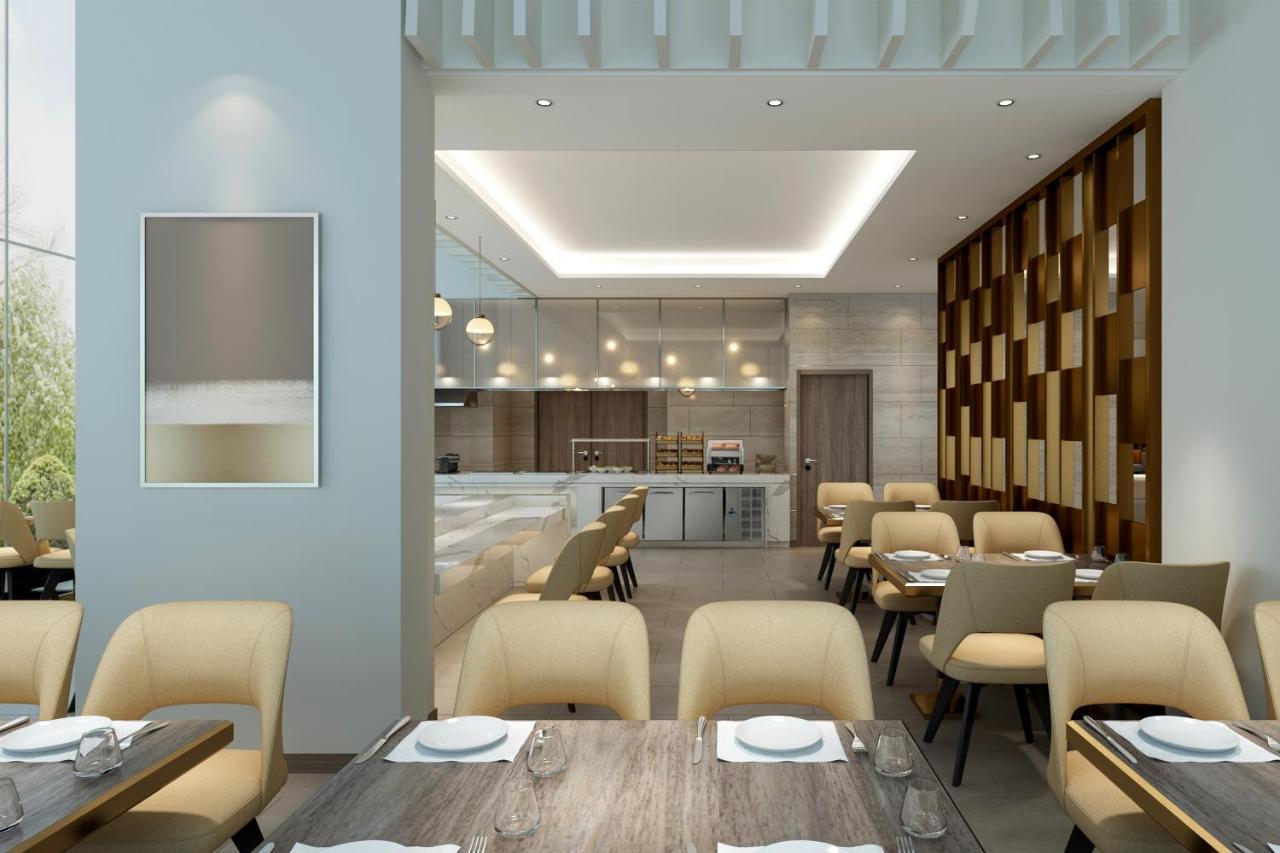 Comfort Hotel Riyadh Olaya Bagian luar foto