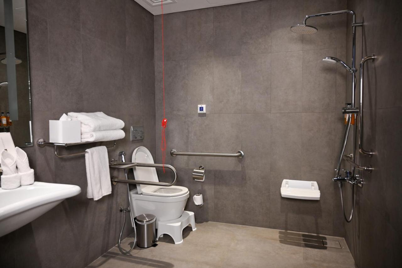 Comfort Hotel Riyadh Olaya Bagian luar foto