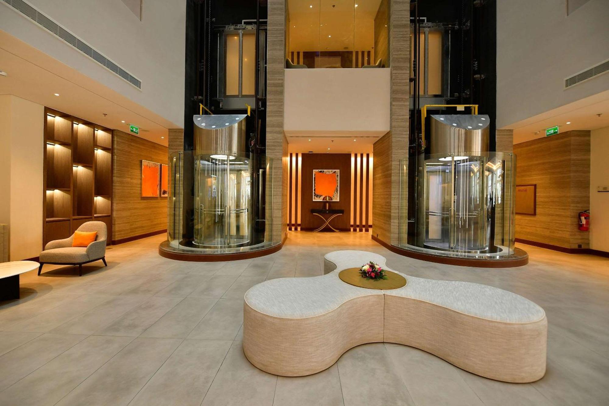Comfort Hotel Riyadh Olaya Bagian luar foto