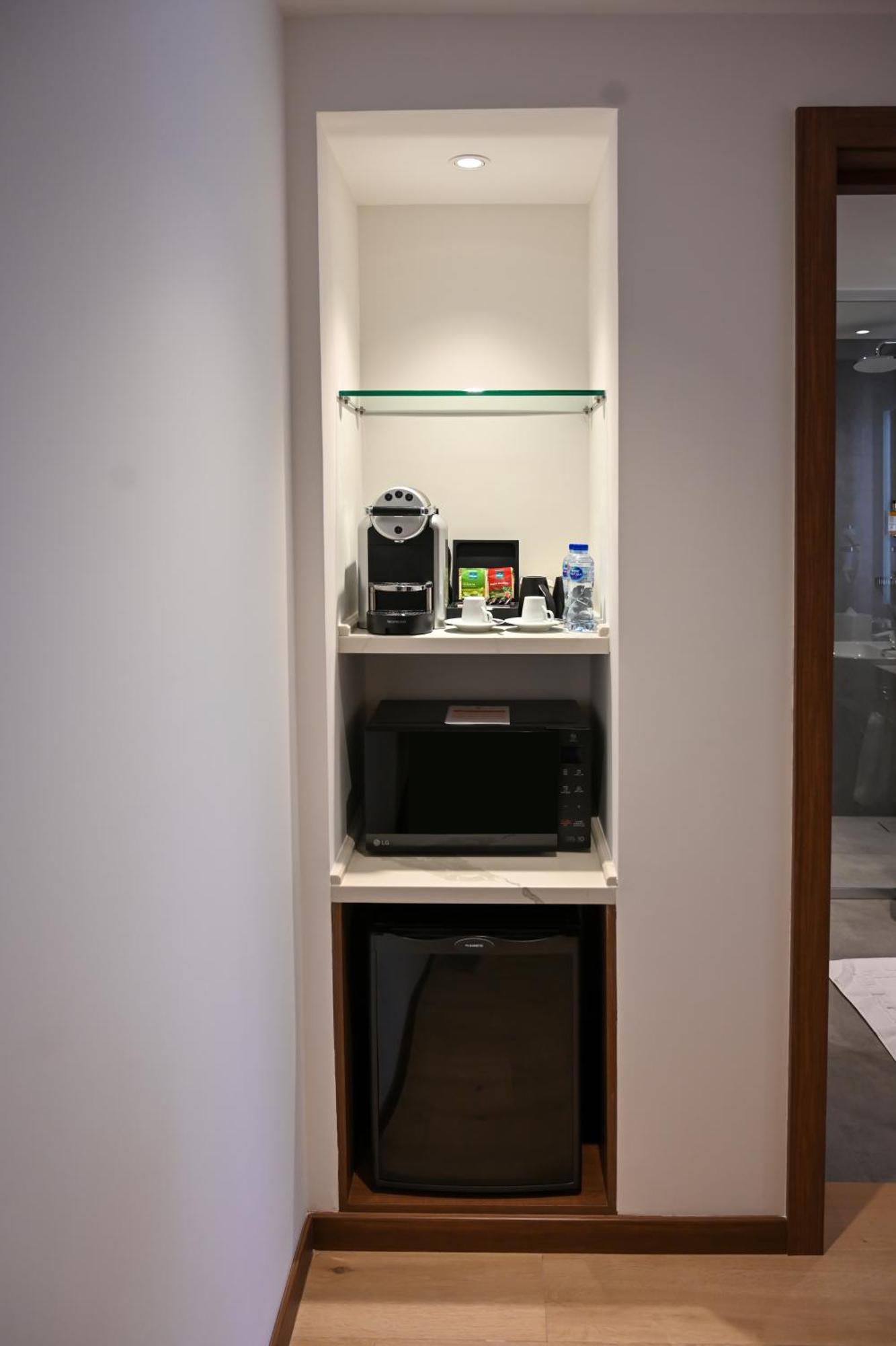Comfort Hotel Riyadh Olaya Bagian luar foto